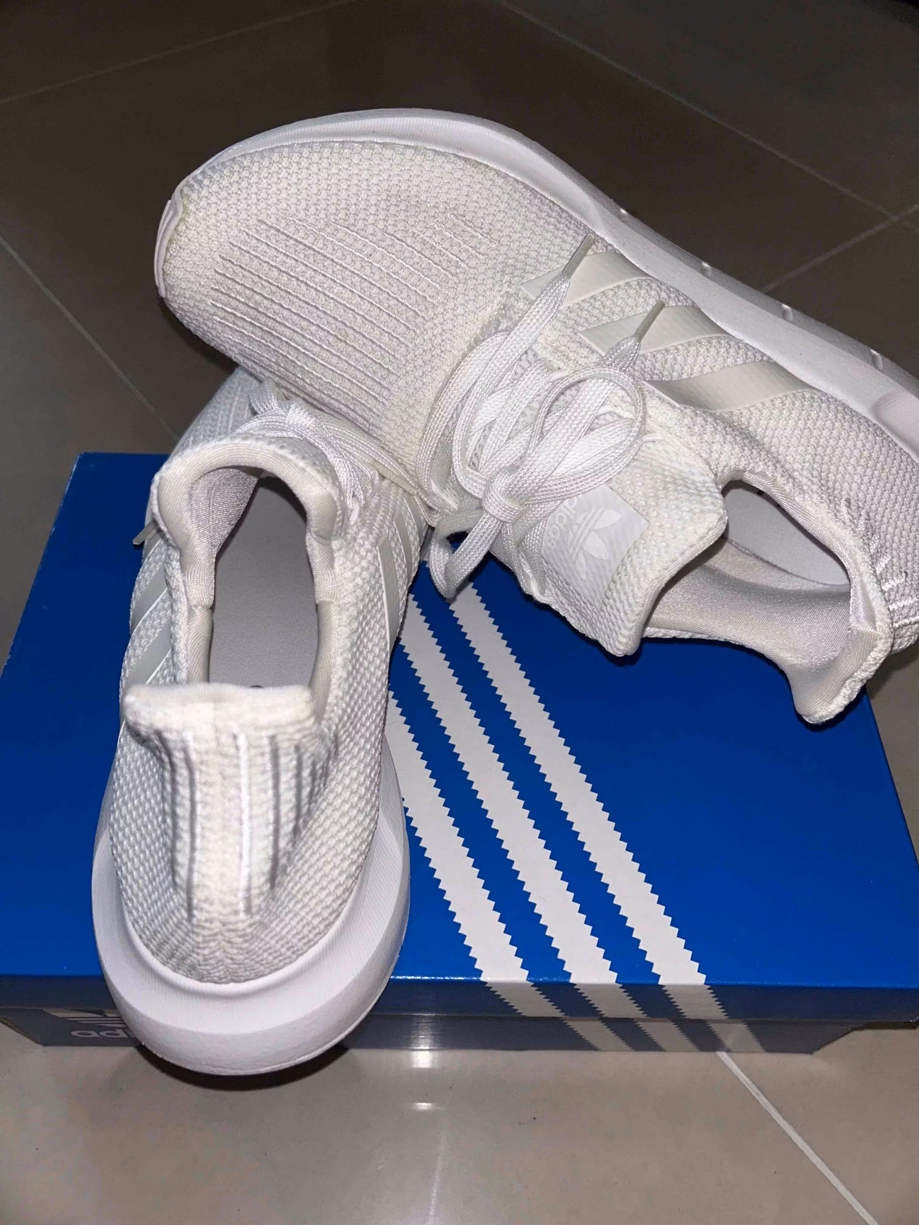 adidas Swift Run 'Triple White' B37725 adidas Swift Run 'Triple White' B37725